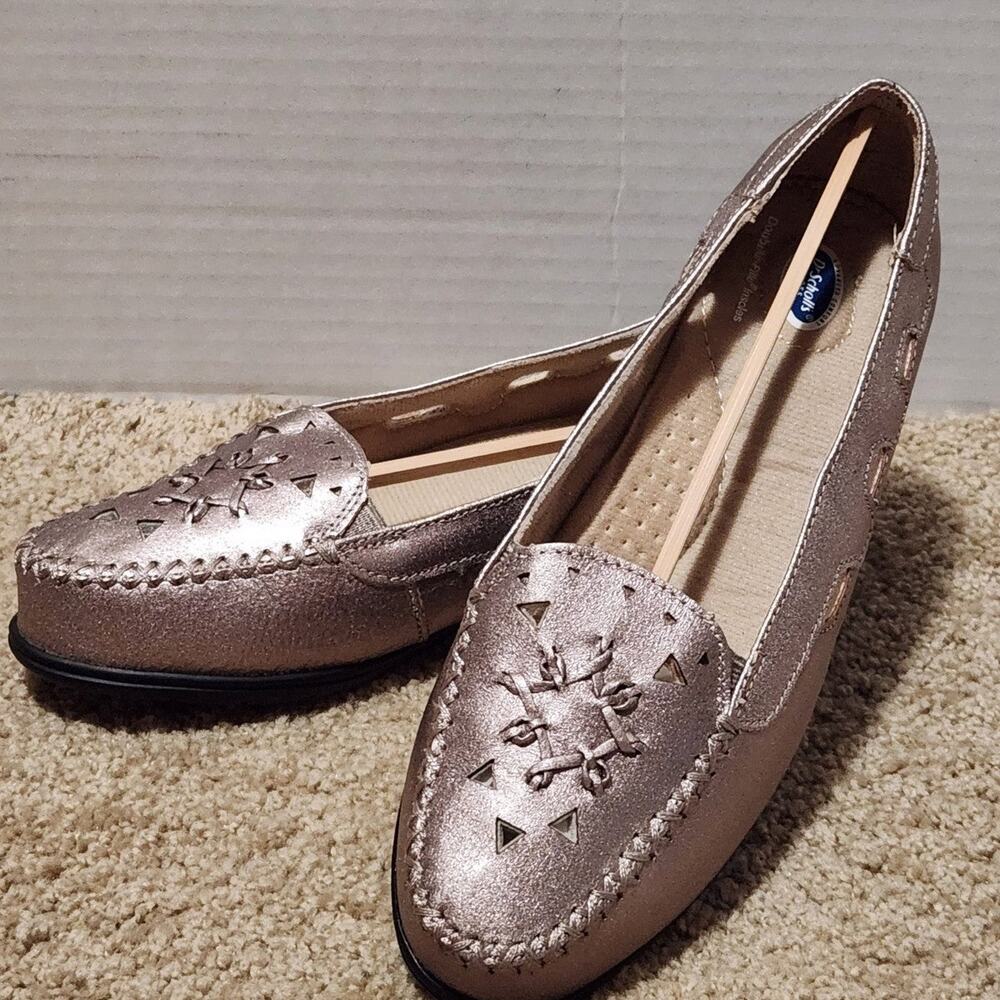 Dr. Scholl's flat size 7 Wide gold Brand New
